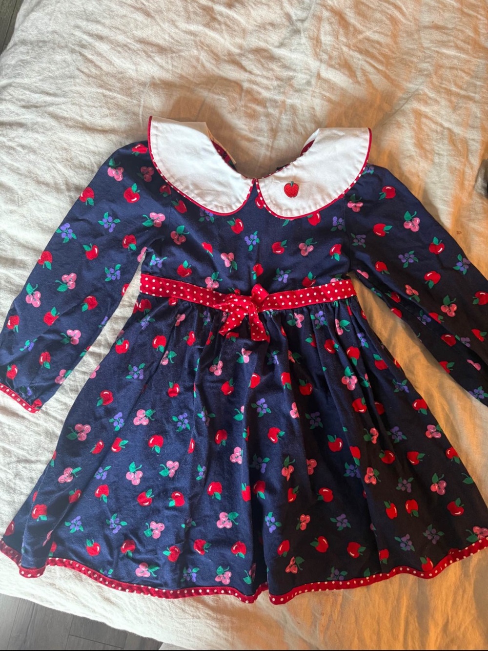 Vintage fruit print dress size 6